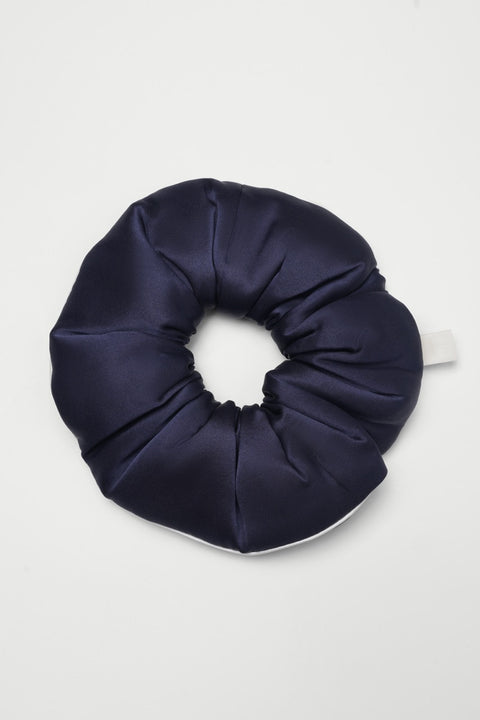 Chouchou in Twilight ナイトシュシュ  celebrate with silk.