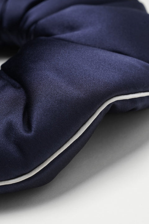 Chouchou in Twilight ナイトシュシュ  celebrate with silk.